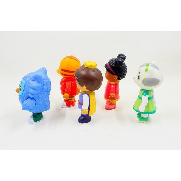 Daniel Tigers Neighborhood Figures Cake Topper Owl Prince Elaine Katrina Lot - Picture 4 of 7